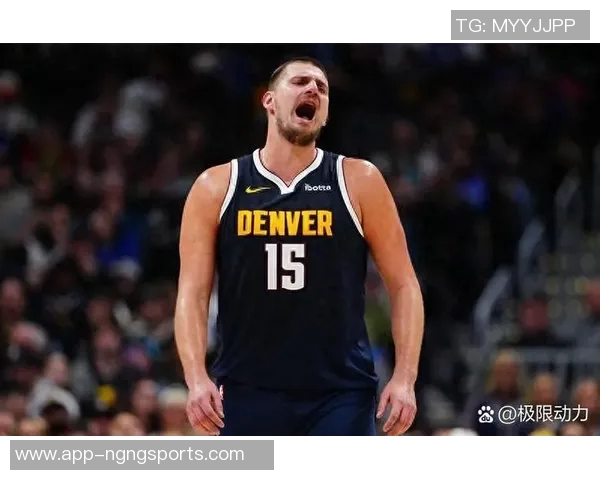 约基奇追平大O成NBA历史单场35分15篮板10助攻纪录的传奇时刻